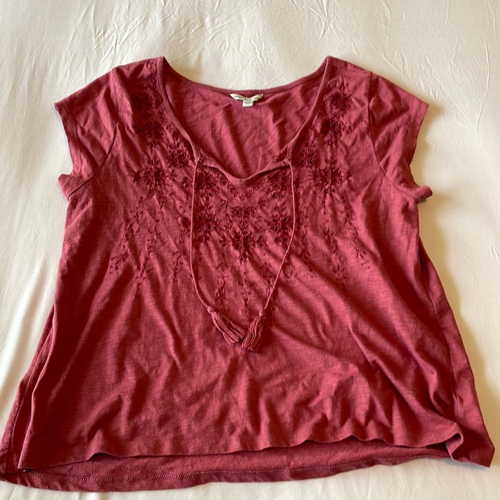 American Eagle short sleeve blouse in coral, size L